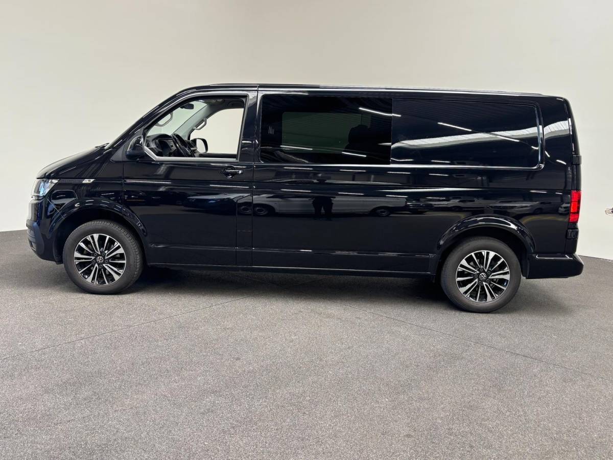 Volkswagen Transporter Volkswagen Transporter 2.0 TDI L2H1 28 Dubbele Cabine Highline Automaat Cruise Control Airco Navigatie Parkeersensoren Camera