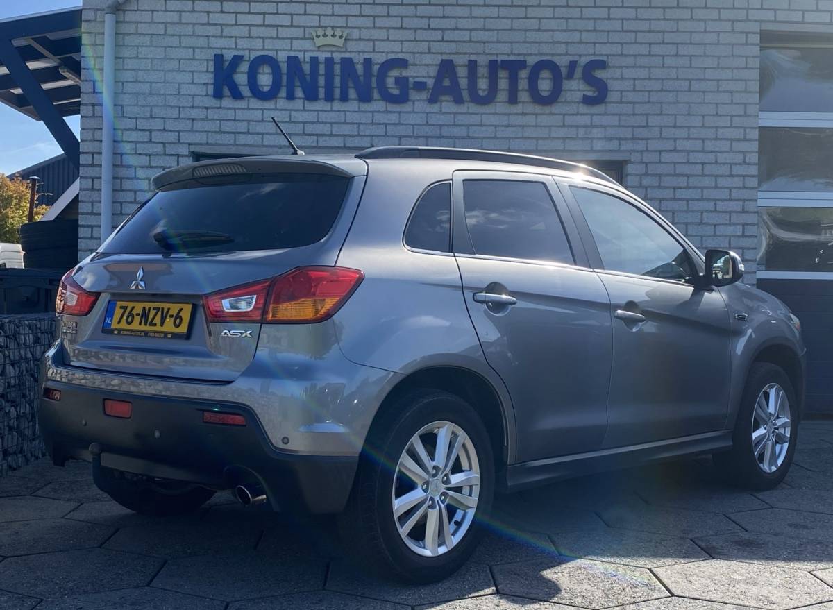 Mitsubishi ASX Mitsubishi ASX 1.6 Intense ClearTec/ Pano/ Keyless/ Clima/ Parkeersensoren/ Xenon/ nwe. APK/ NAP