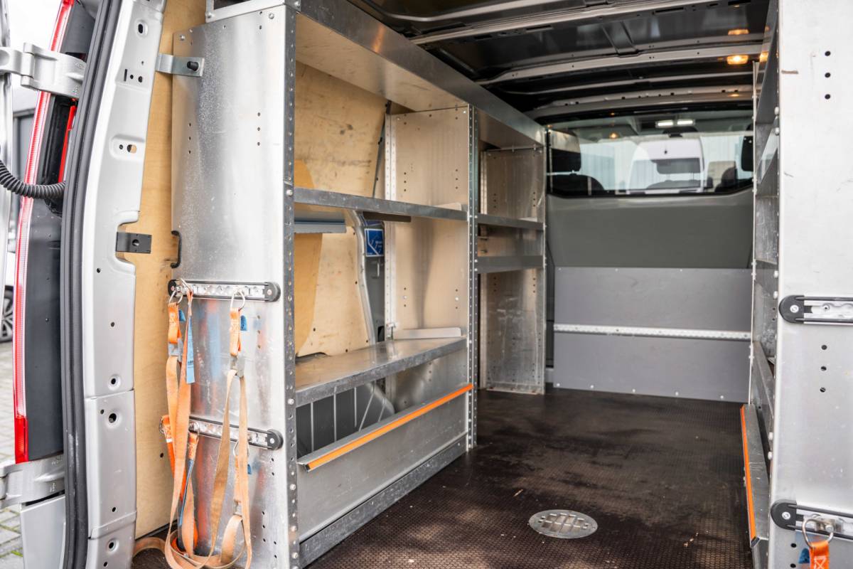 Ford Transit Custom Ford Transit Custom 2.0 EcoBlue L1H1 | Automaat | 3-Zits | Camera | Carplay | Cruise | PDC | Airco | Trekhaak
