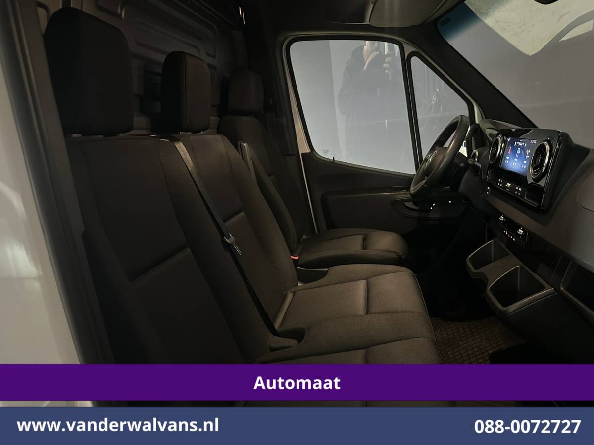 Mercedes-Benz Sprinter Mercedes-Benz Sprinter 317 CDI 170pk 9G-Tronic Automaat L2H2 Euro6 Airco | Camera | Navigatie | LED | Cruisecontrol | Stoelverwarming Chauffeursstoel, Parkeersensoren, Bijrijdersbank