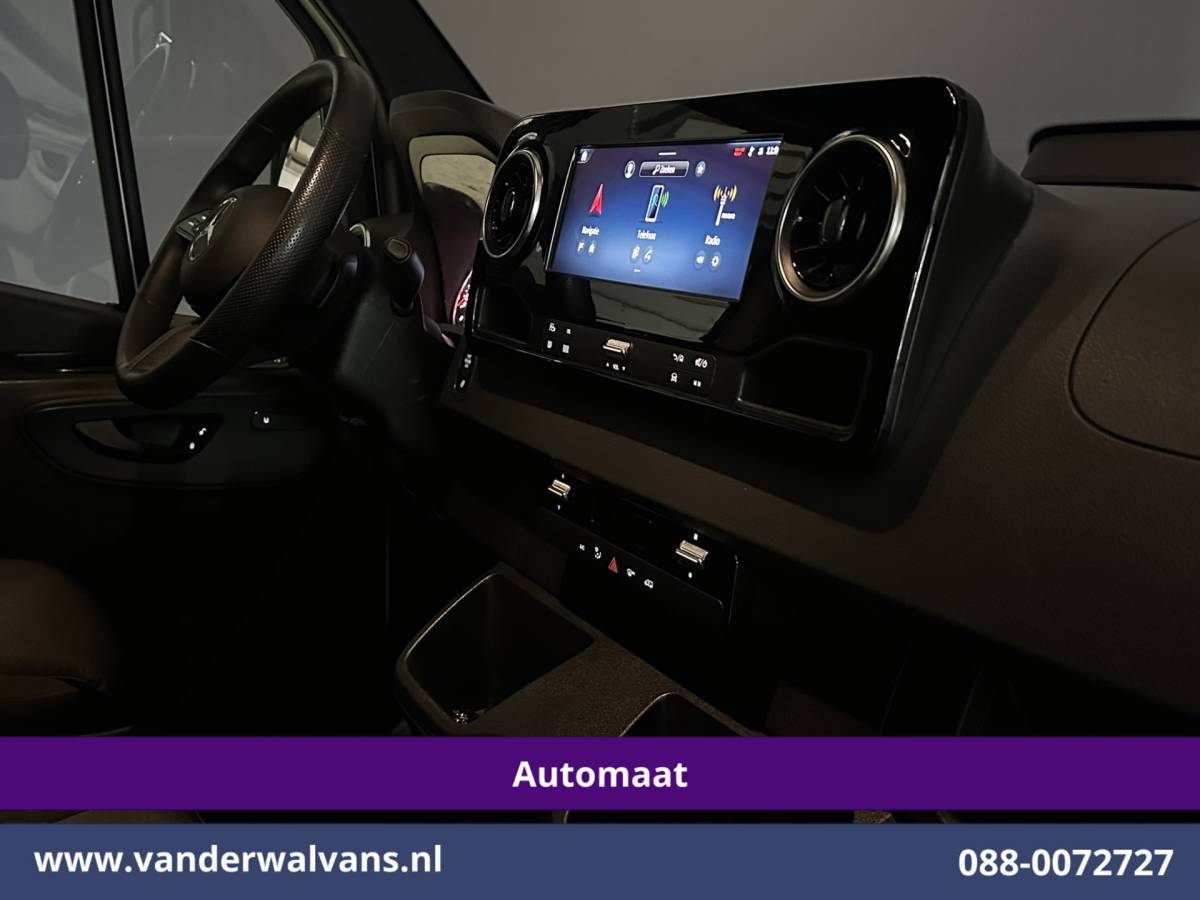 Mercedes-Benz Sprinter Mercedes-Benz Sprinter 317 CDI 170pk 9G-Tronic Automaat L2H2 Euro6 Airco | Camera | Navigatie | LED | Cruisecontrol | Stoelverwarming Chauffeursstoel, Parkeersensoren, Bijrijdersbank