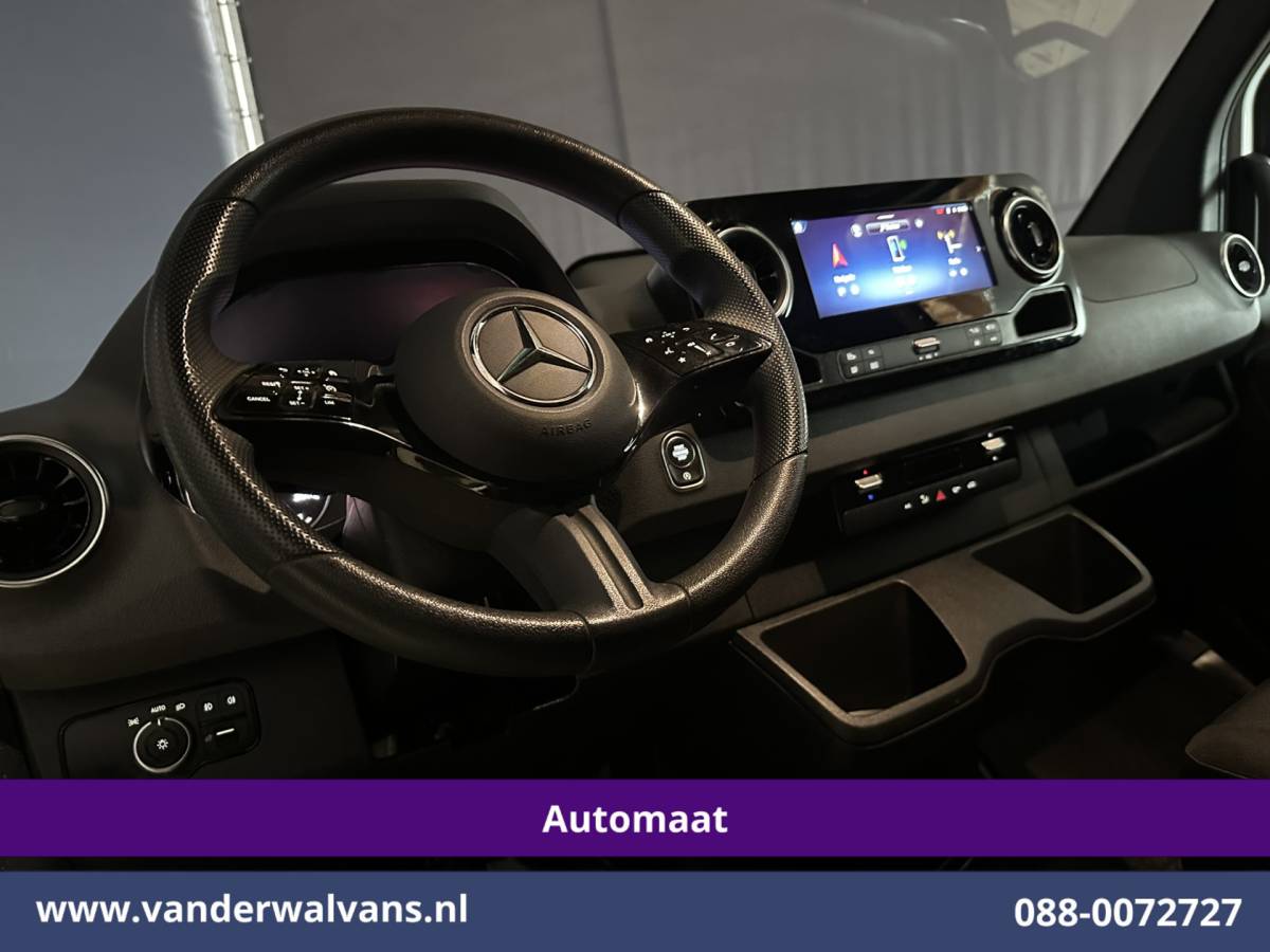 Mercedes-Benz Sprinter Mercedes-Benz Sprinter 317 CDI 170pk 9G-Tronic Automaat L2H2 Euro6 Airco | Camera | Navigatie | LED | Cruisecontrol | Stoelverwarming Chauffeursstoel, Parkeersensoren, Bijrijdersbank