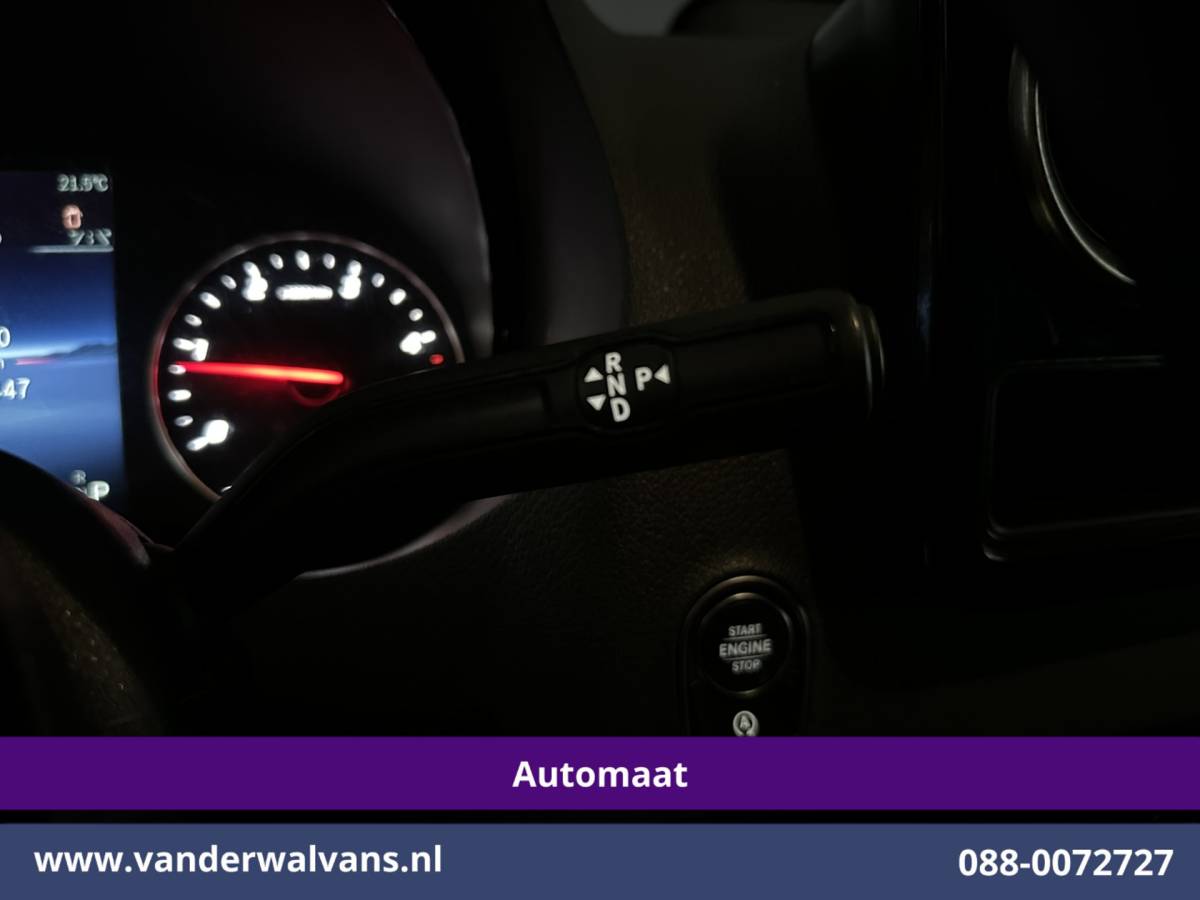 Mercedes-Benz Sprinter Mercedes-Benz Sprinter 317 CDI 170pk 9G-Tronic Automaat L2H2 Euro6 Airco | Camera | Navigatie | LED | Cruisecontrol | Stoelverwarming Chauffeursstoel, Parkeersensoren, Bijrijdersbank
