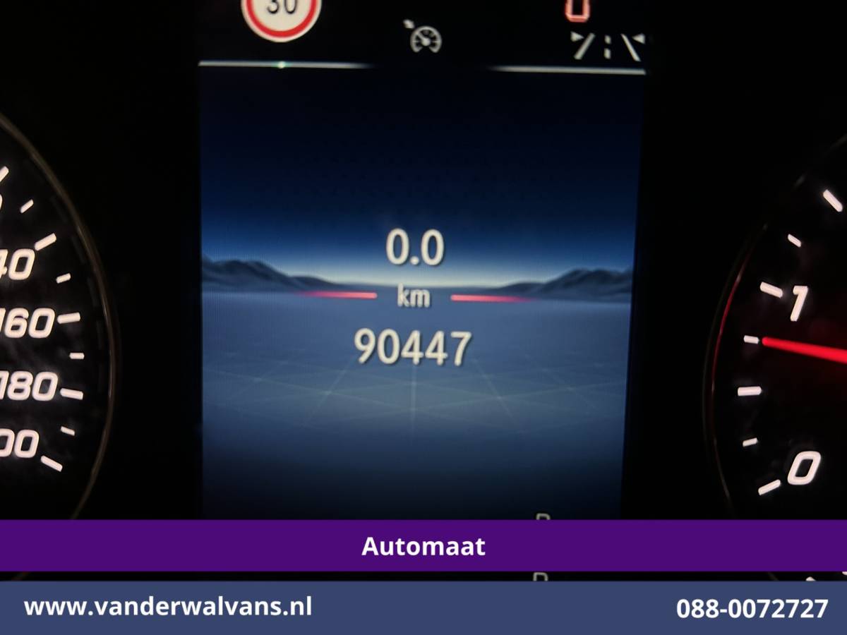 Mercedes-Benz Sprinter Mercedes-Benz Sprinter 317 CDI 170pk 9G-Tronic Automaat L2H2 Euro6 Airco | Camera | Navigatie | LED | Cruisecontrol | Stoelverwarming Chauffeursstoel, Parkeersensoren, Bijrijdersbank