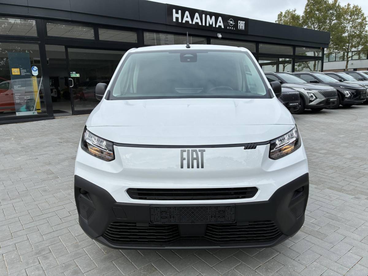 Fiat Doblò Fiat Doblò 1.5D 100pk L1 650kg | NIEUW Direct Leverbaar | Airconditioning | Cruise control | Camera | Laadruimte Betimmering | Navigatie via Apple Carplay/Android Auto