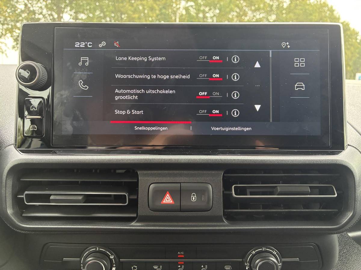 Fiat Doblò Fiat Doblò 1.5D 100pk L1 650kg | NIEUW Direct Leverbaar | Airconditioning | Cruise control | Camera | Laadruimte Betimmering | Navigatie via Apple Carplay/Android Auto