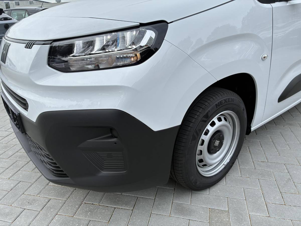 Fiat Doblò Fiat Doblò 1.5D 100pk L1 650kg | NIEUW Direct Leverbaar | Airconditioning | Cruise control | Camera | Laadruimte Betimmering | Navigatie via Apple Carplay/Android Auto