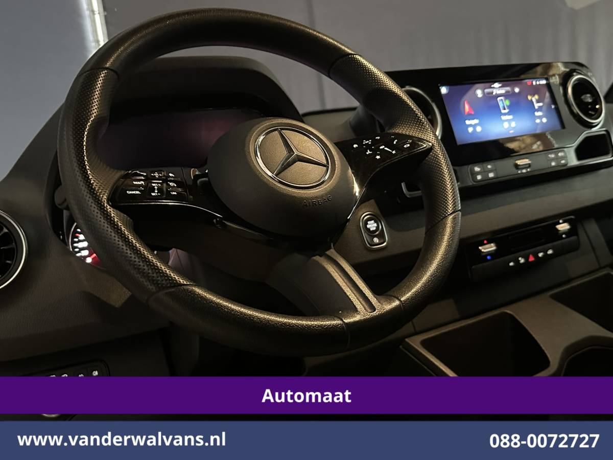 Mercedes-Benz Sprinter Mercedes-Benz Sprinter 317 CDI 170pk 9G-Tronic Automaat L2H2 Euro6 Airco | Camera | Navigatie | LED | Cruisecontrol | Stoelverwarming Chauffeursstoel, Parkeersensoren, Bijrijdersbank