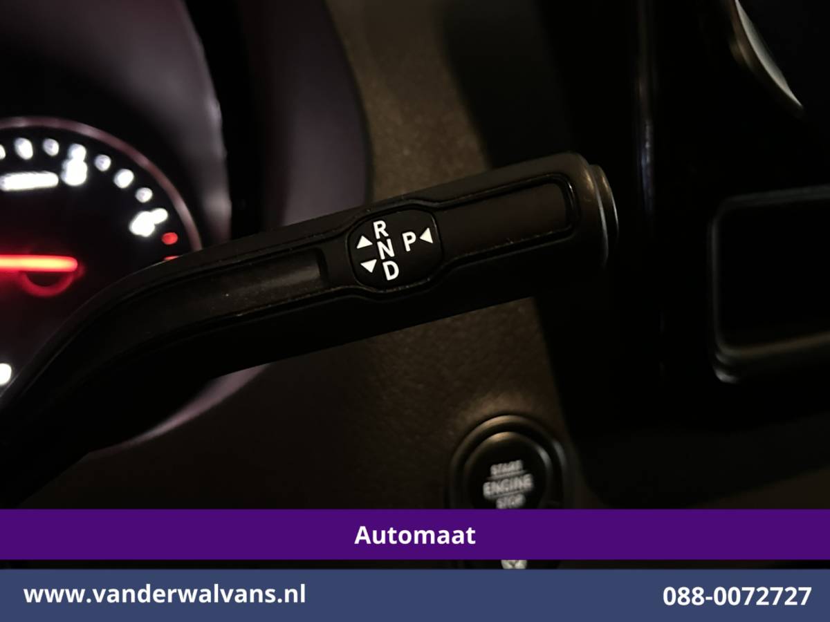 Mercedes-Benz Sprinter Mercedes-Benz Sprinter 317 CDI 170pk 9G-Tronic Automaat L2H2 Euro6 Airco | Camera | Navigatie | LED | Cruisecontrol | Stoelverwarming Chauffeursstoel, Parkeersensoren, Bijrijdersbank