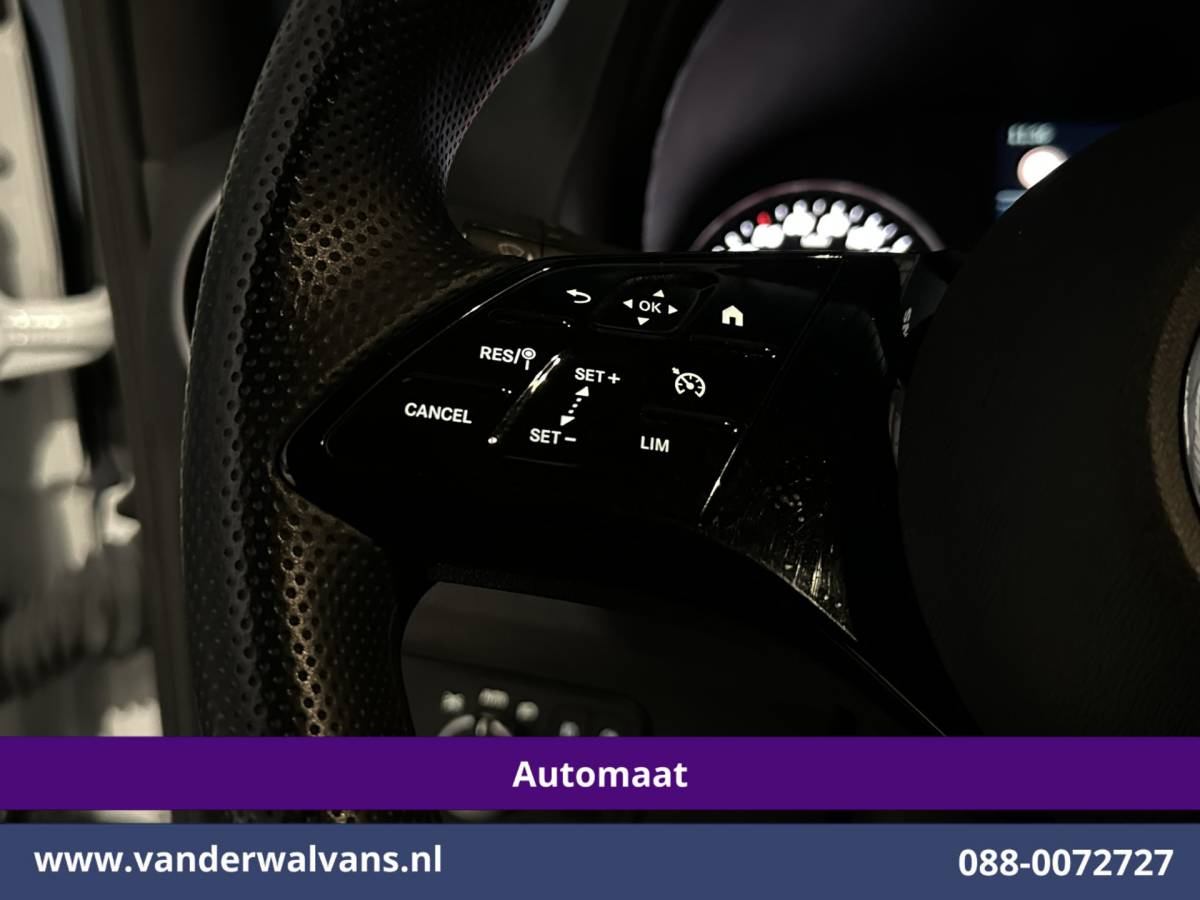 Mercedes-Benz Sprinter Mercedes-Benz Sprinter 317 CDI 170pk 9G-Tronic Automaat L2H2 Euro6 Airco | Camera | Navigatie | LED | Cruisecontrol | Stoelverwarming Chauffeursstoel, Parkeersensoren, Bijrijdersbank