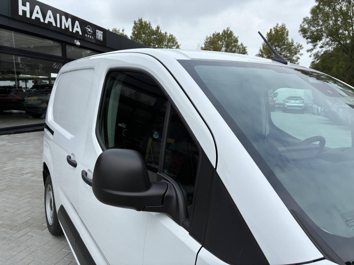 Fiat Doblò Fiat Doblò 1.5D 100pk L1 650kg | NIEUW Direct Leverbaar | Airconditioning | Cruise control | Camera | Laadruimte Betimmering | Navigatie via Apple Carplay/Android Auto
