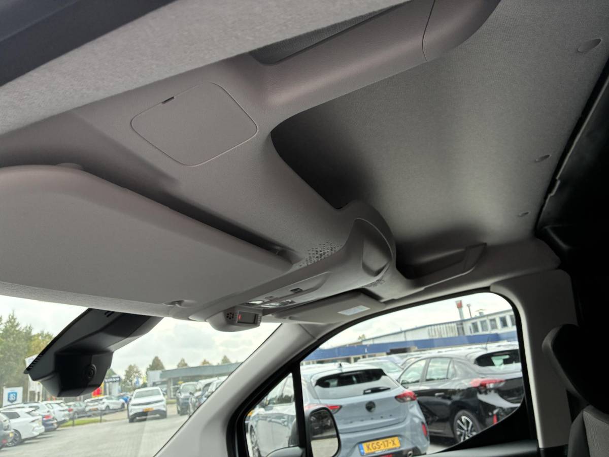 Fiat Doblò Fiat Doblò 1.5D 100pk L1 650kg | NIEUW Direct Leverbaar | Airconditioning | Cruise control | Camera | Laadruimte Betimmering | Navigatie via Apple Carplay/Android Auto