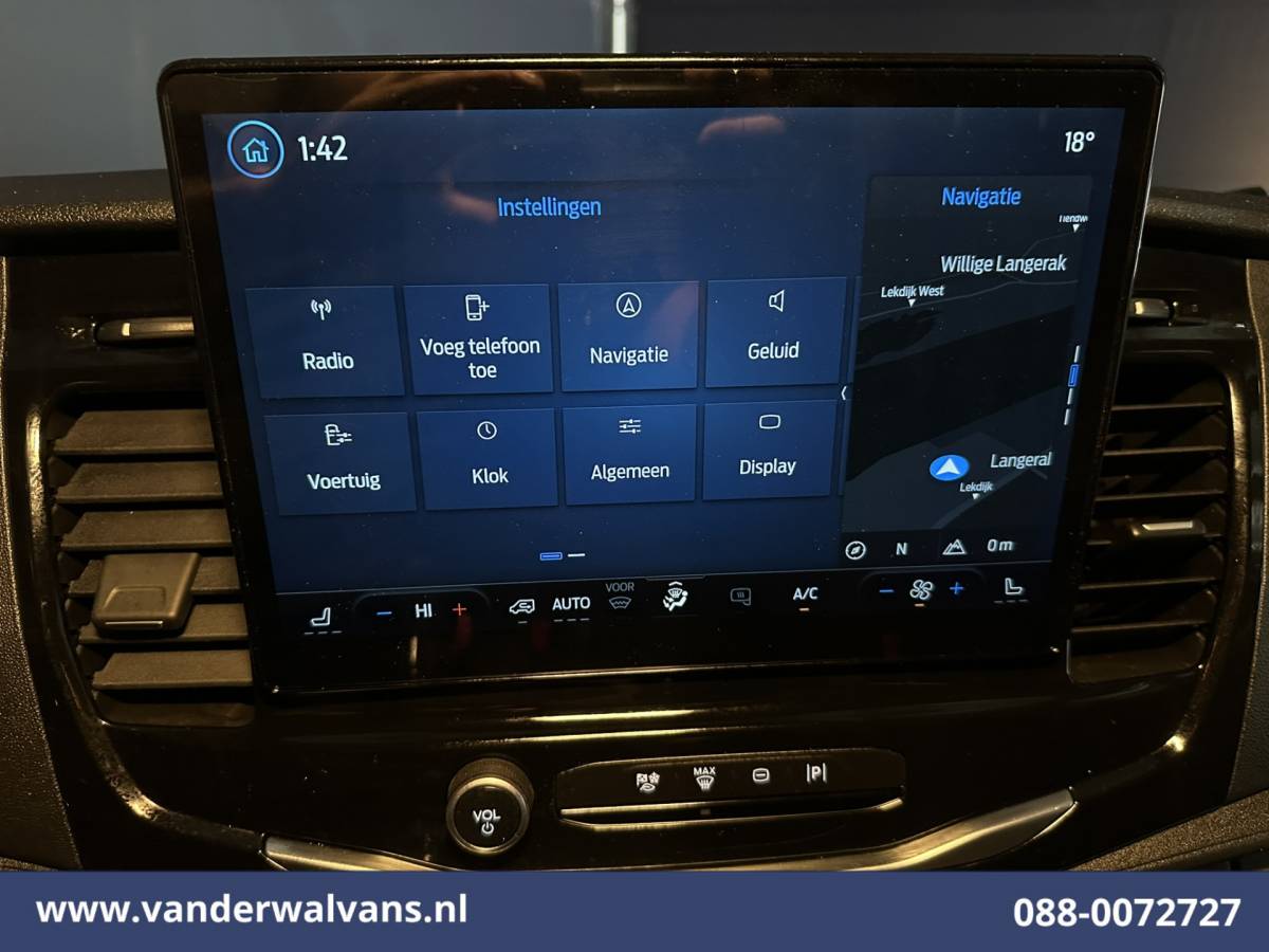 Ford Transit Ford Transit 2.0 TDCI 130pk L3H2 Euro6 Airco | Camera | Navigatie | Cruisecontrol | Stoelverwaming Verwarmde voorruit, Elektrisch verstelbare bestuurdersstoel, Parkeersensoren, Bijrijdersbank