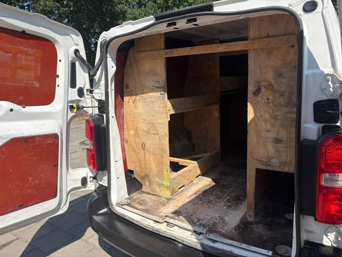 Toyota ProAce Toyota PROACE 2.0 D-4D Cool Long|NAP|airco|cruise|bluetooth|trekhaak|dubbele schuifdeuren|DAB+|elektrisch pakket|EURO6