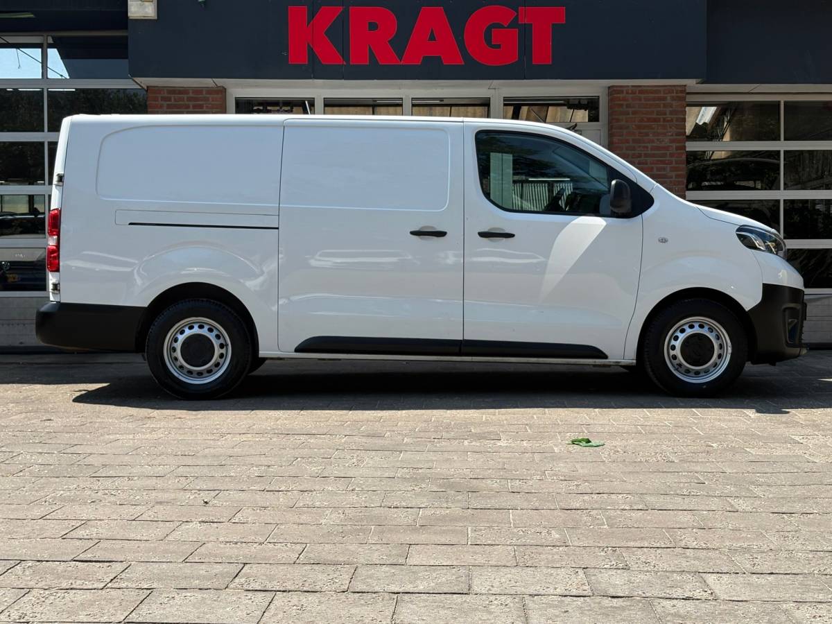 Toyota ProAce Toyota PROACE 2.0 D-4D Cool Long|NAP|airco|cruise|bluetooth|trekhaak|dubbele schuifdeuren|DAB+|elektrisch pakket|EURO6