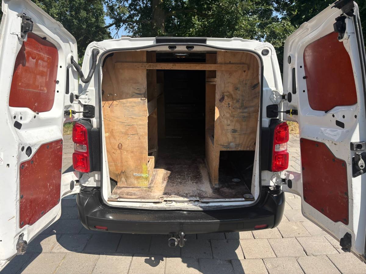 Toyota ProAce Toyota PROACE 2.0 D-4D Cool Long|NAP|airco|cruise|bluetooth|trekhaak|dubbele schuifdeuren|DAB+|elektrisch pakket|EURO6