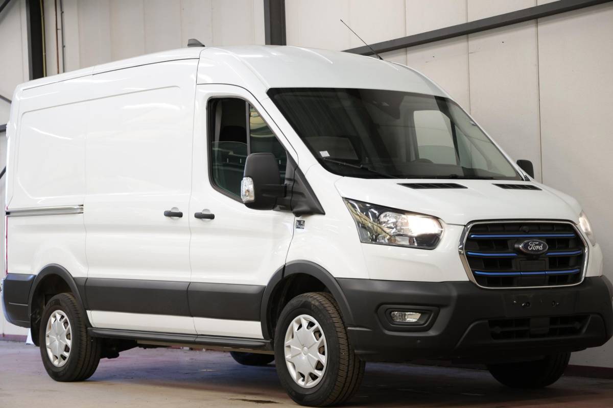 Ford E-Transit Ford E-Transit 350 L2H2 Trend 68 kWh CARPLAY CAMERA