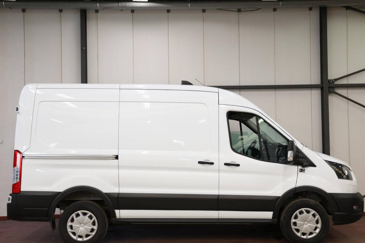 Ford E-Transit Ford E-Transit 350 L2H2 Trend 68 kWh CARPLAY CAMERA