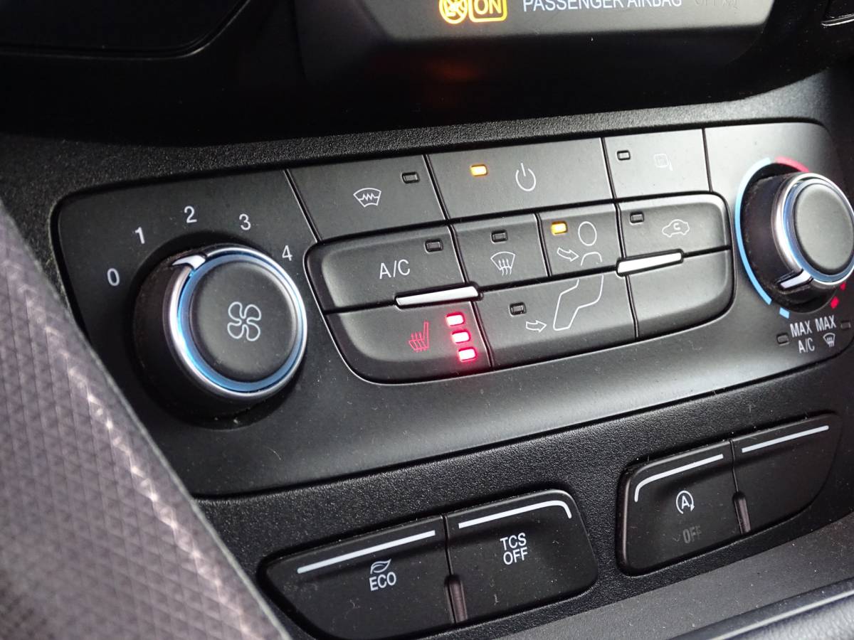 Ford Transit Connect Ford Transit Connect 1.5 EcoBlue L2 Navi 3 Zits Trekhaak
