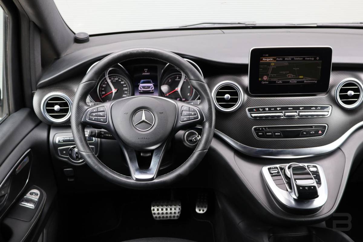 Mercedes-Benz V-Klasse Mercedes V-klasse 250d Lang DC Edition / AMG line / Stoelventilatie / Stoelverwarming / 2x Scuifdeur / Maestro surroundsystem / Origineel NL