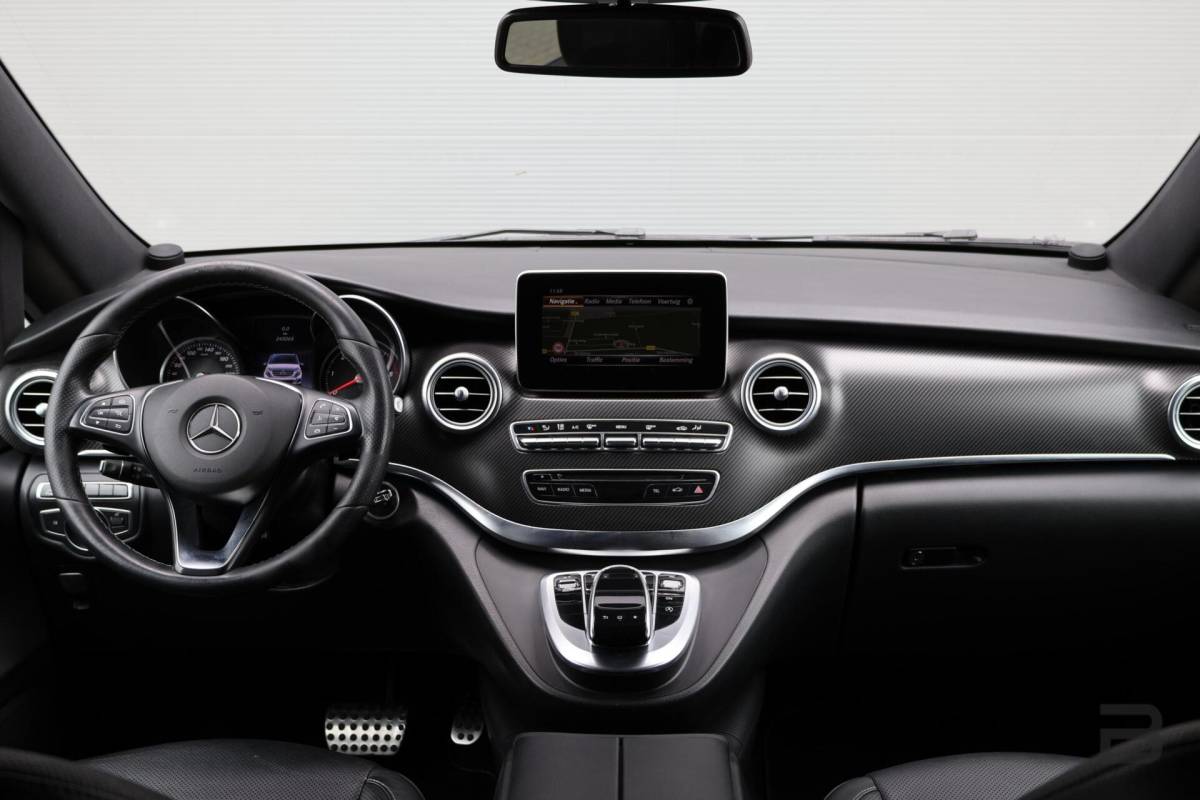 Mercedes-Benz V-Klasse Mercedes V-klasse 250d Lang DC Edition / AMG line / Stoelventilatie / Stoelverwarming / 2x Scuifdeur / Maestro surroundsystem / Origineel NL