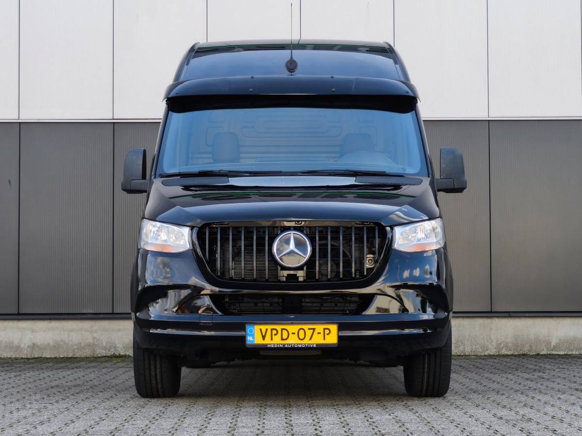 Mercedes-Benz Sprinter Mercedes-Benz Sprinter 316 RWD AUTOMAAT CRUISE CLIMA 2800KG TREKHAAK CAMERA STOELVERWARMING L2H2 BLACK EDITION