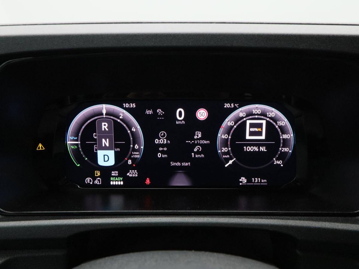 Volkswagen Caddy Volkswagen Caddy Life 1.5 eHybrid EU6 85 kW / 115 PK DSG | Automaat | Navigatie | Velours bekleding | Achteruitrijcamera | PDC voor en achter | Trekhaak | Bagageafdekking | Privacyglass |