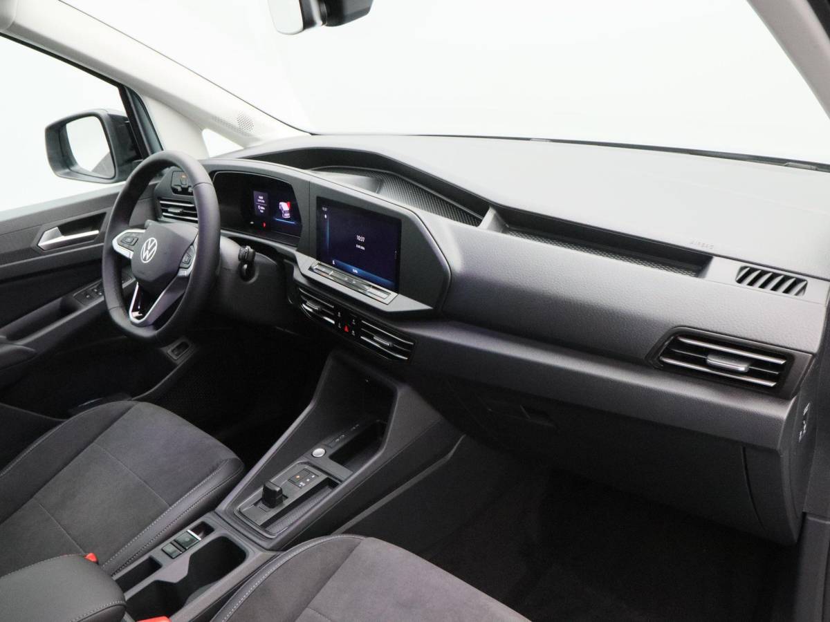 Volkswagen Caddy Volkswagen Caddy Life 1.5 eHybrid EU6 85 kW / 115 PK DSG | Automaat | Navigatie | Velours bekleding | Achteruitrijcamera | PDC voor en achter | Trekhaak | Bagageafdekking | Privacyglass |
