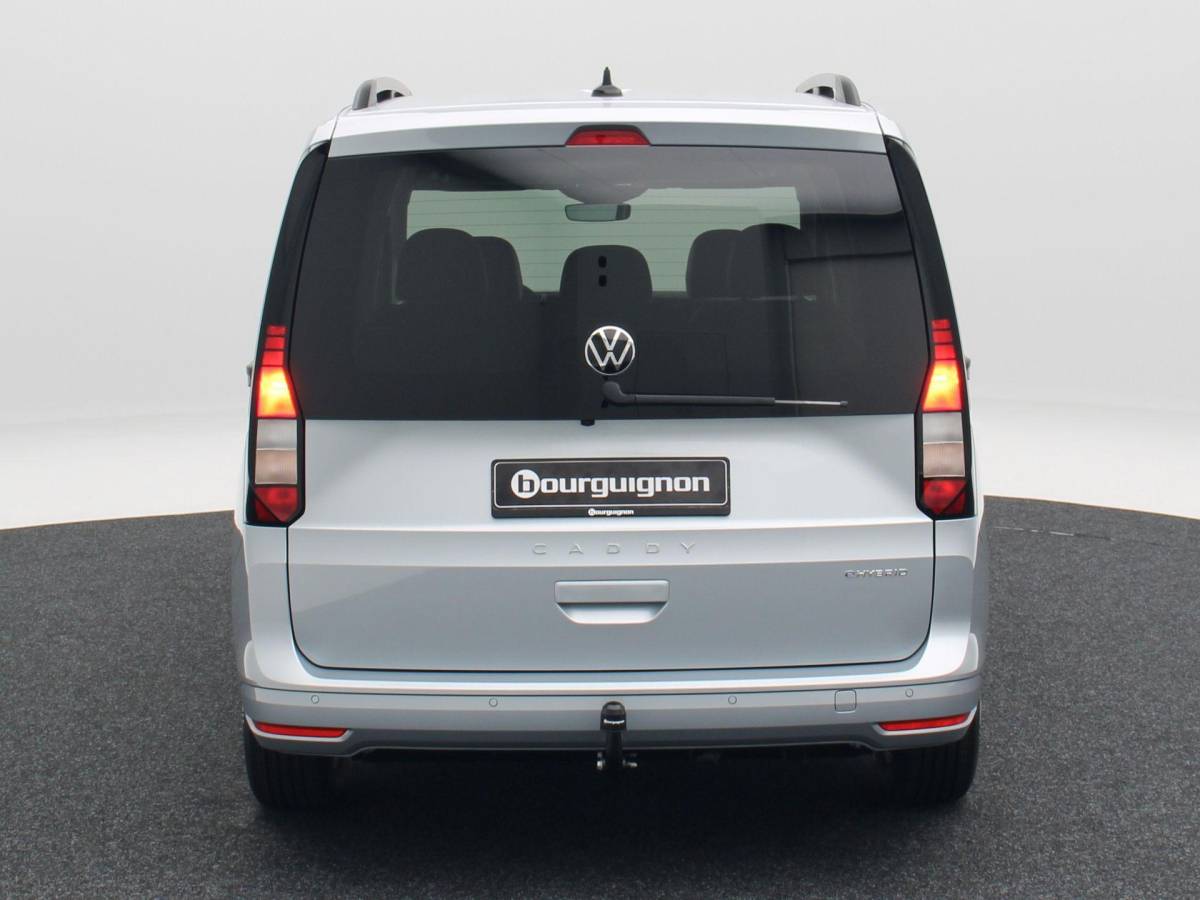 Volkswagen Caddy Volkswagen Caddy Life 1.5 eHybrid EU6 85 kW / 115 PK DSG | Automaat | Navigatie | Velours bekleding | Achteruitrijcamera | PDC voor en achter | Trekhaak | Bagageafdekking | Privacyglass |