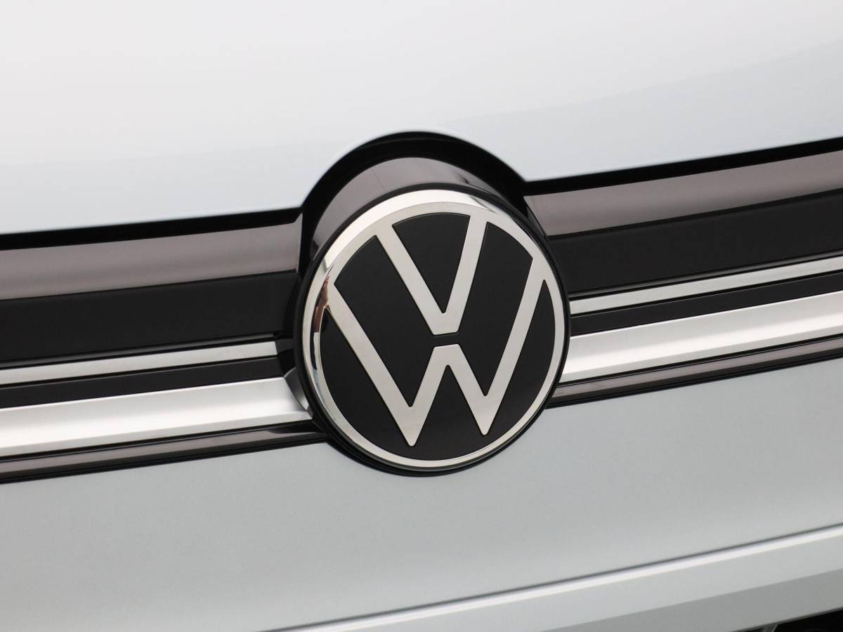 Volkswagen Caddy Volkswagen Caddy Life 1.5 eHybrid EU6 85 kW / 115 PK DSG | Automaat | Navigatie | Velours bekleding | Achteruitrijcamera | PDC voor en achter | Trekhaak | Bagageafdekking | Privacyglass |