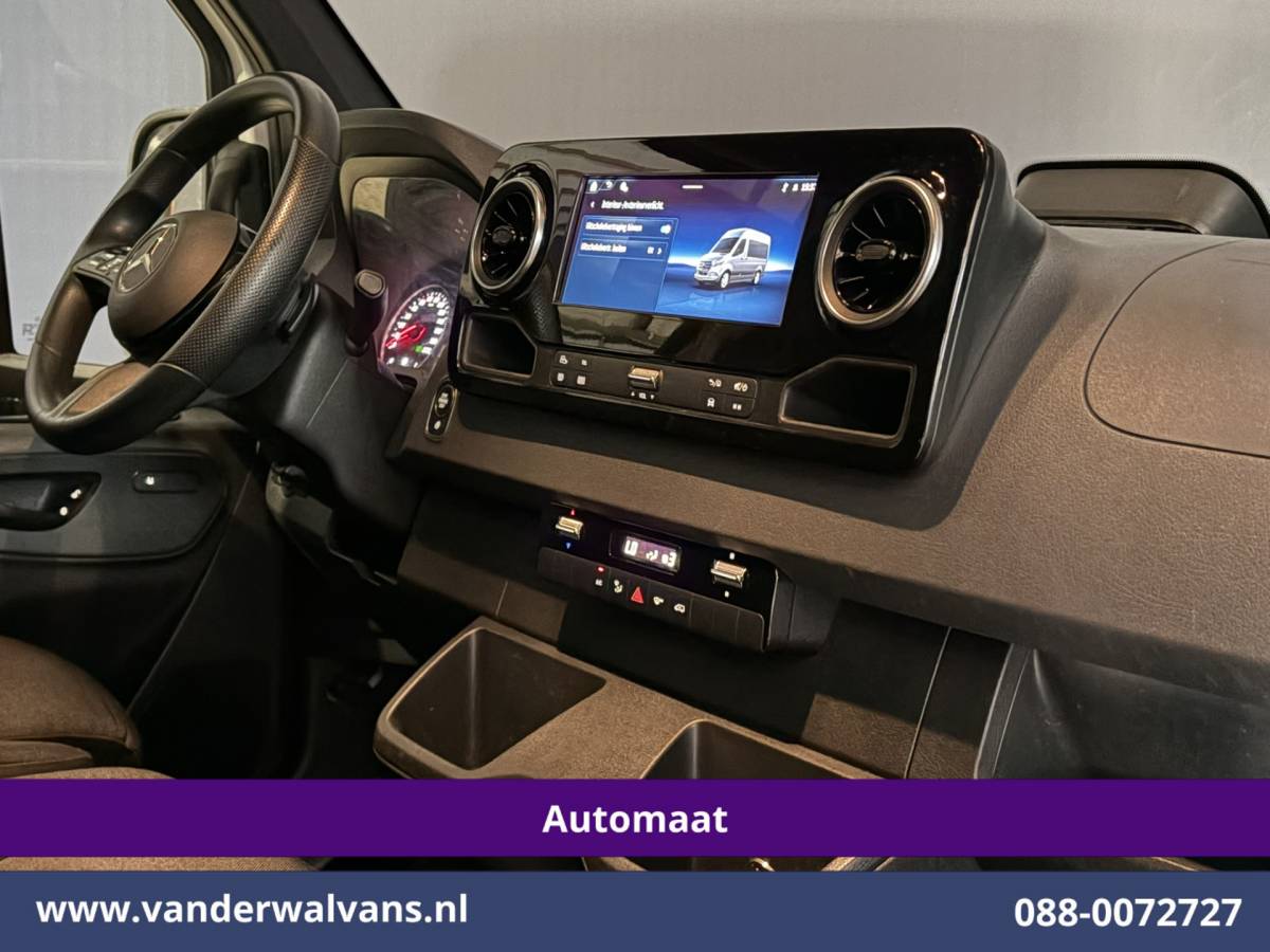 Mercedes-Benz Sprinter Mercedes-Benz Sprinter 317 CDI 170pk 9G-Tronic Automaat L2H2 Euro6 Airco | Camera | Navigatie | LED | Cruisecontrol | Stoelverwarming Chauffeursstoel, Parkeersensoren, Bijrijdersbank