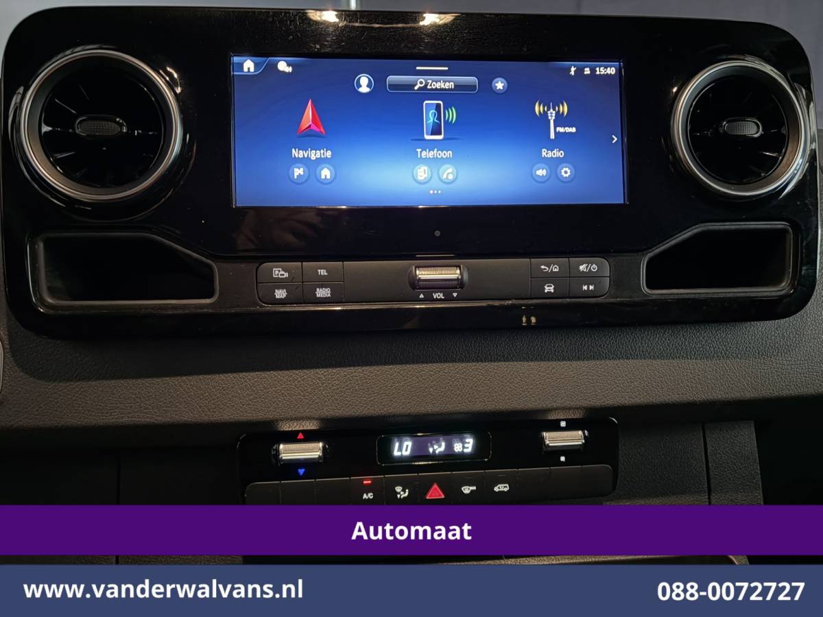 Mercedes-Benz Sprinter Mercedes-Benz Sprinter 317 CDI 170pk 9G-Tronic Automaat L2H2 Euro6 Airco | Camera | Navigatie | LED | Cruisecontrol | Stoelverwarming Chauffeursstoel, Parkeersensoren, Bijrijdersbank