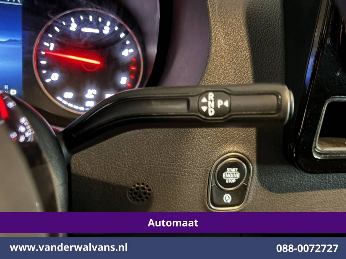 Mercedes-Benz Sprinter Mercedes-Benz Sprinter 317 CDI 170pk 9G-Tronic Automaat L2H2 Euro6 Airco | Camera | Navigatie | LED | Cruisecontrol | Stoelverwarming Chauffeursstoel, Parkeersensoren, Bijrijdersbank