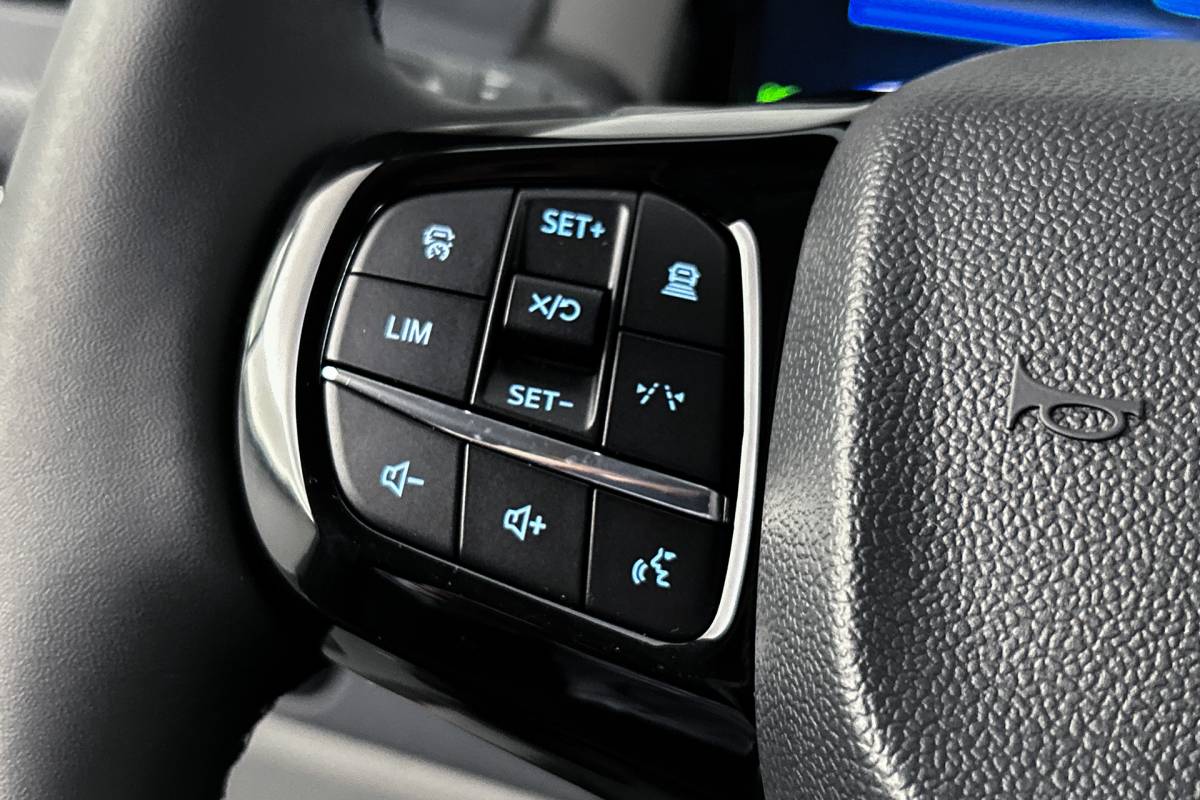 Ford E-Transit Custom Ford E-transit Custom 340 L2 Limited 71 kWh | 360 camera | Driver assist pack plus | Bijrijdersbank