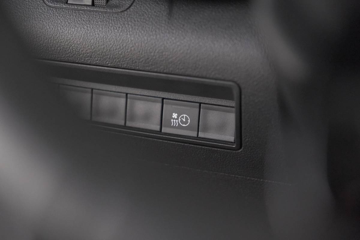 Citroën ë-Berlingo Citroen ë-Berlingo 136 L1 50 kWh | SOH 99,0% | Camera | Vloerplaat Laadruimte | Apple Carplay | Parkeersensoren | 3 fase