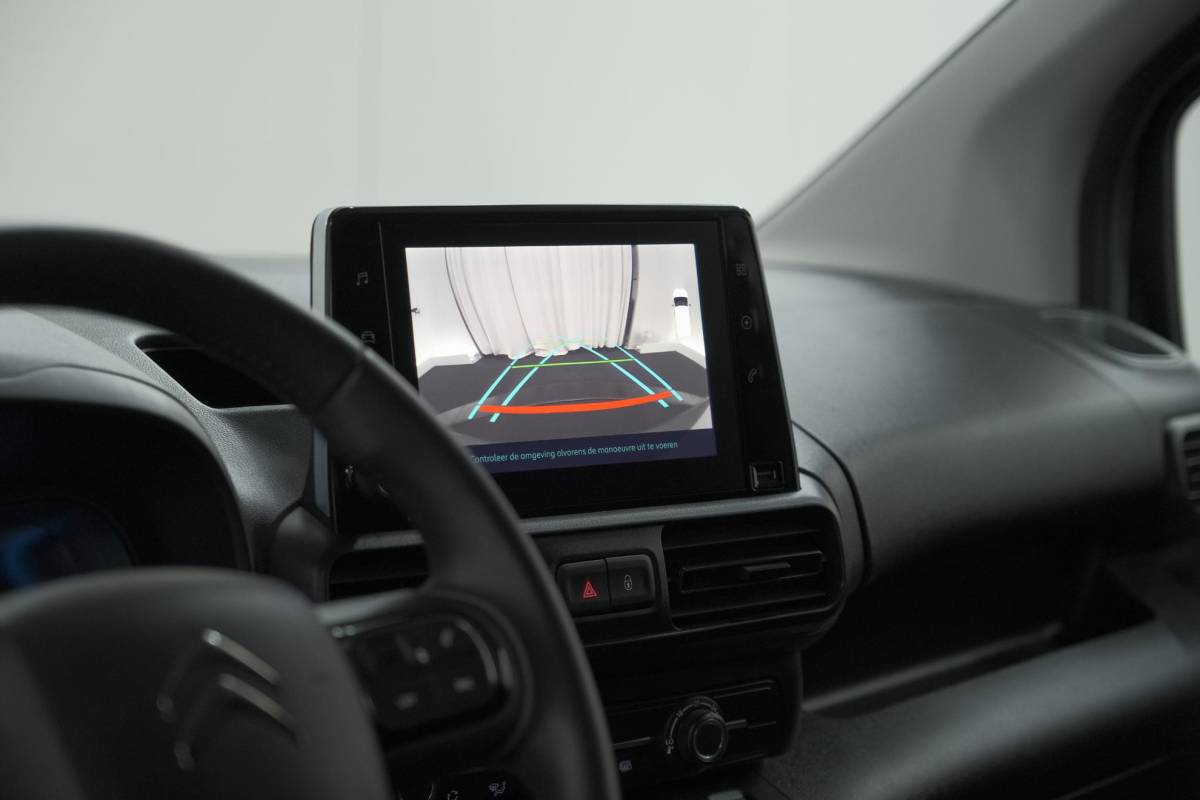 Citroën ë-Berlingo Citroen ë-Berlingo 136 L1 50 kWh | SOH 99,0% | Camera | Vloerplaat Laadruimte | Apple Carplay | Parkeersensoren | 3 fase