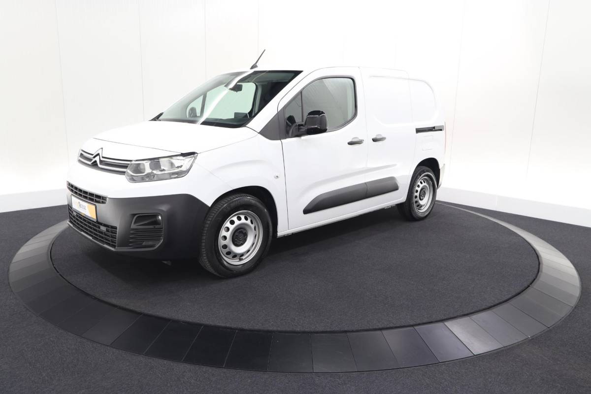 Citroën ë-Berlingo Citroen ë-Berlingo 136 L1 50 kWh | SOH 99,0% | Camera | Vloerplaat Laadruimte | Apple Carplay | Parkeersensoren | 3 fase