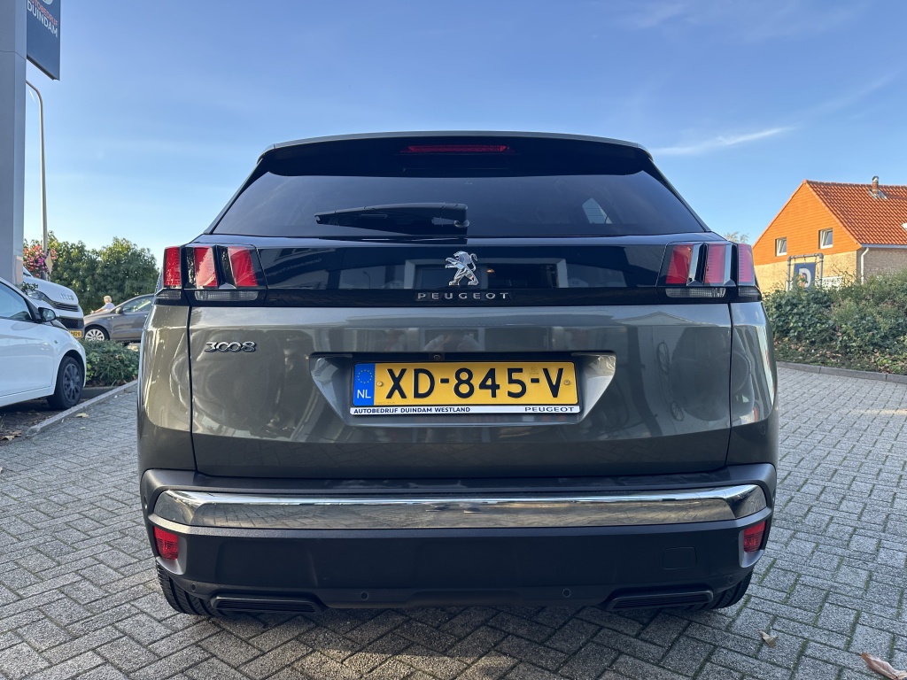 Peugeot 3008 Peugeot 3008 1.2 130 PK Allure | Dealer Onderhouden | Achteruitrijcamera |