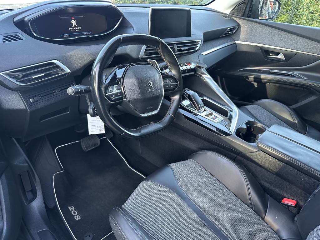 Peugeot 3008 Peugeot 3008 1.2 130 PK Allure | Dealer Onderhouden | Achteruitrijcamera |