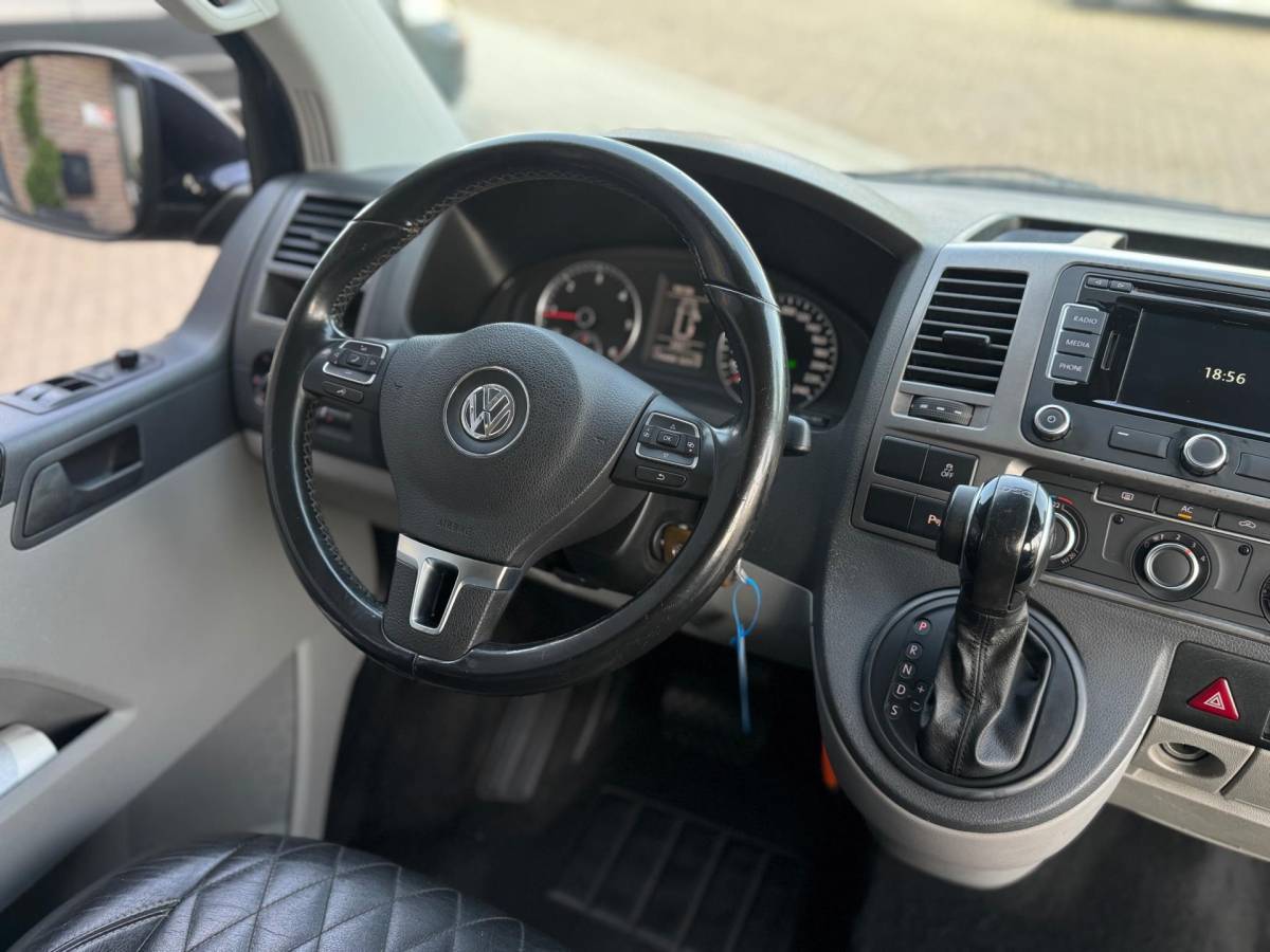 Volkswagen Transporter Volkswagen Transporter 2.0 TDI L2H1 DC Comfortline Automaat Dubbele Cabine Leer Exenon Airco Navi Cruise Elk.Ramen