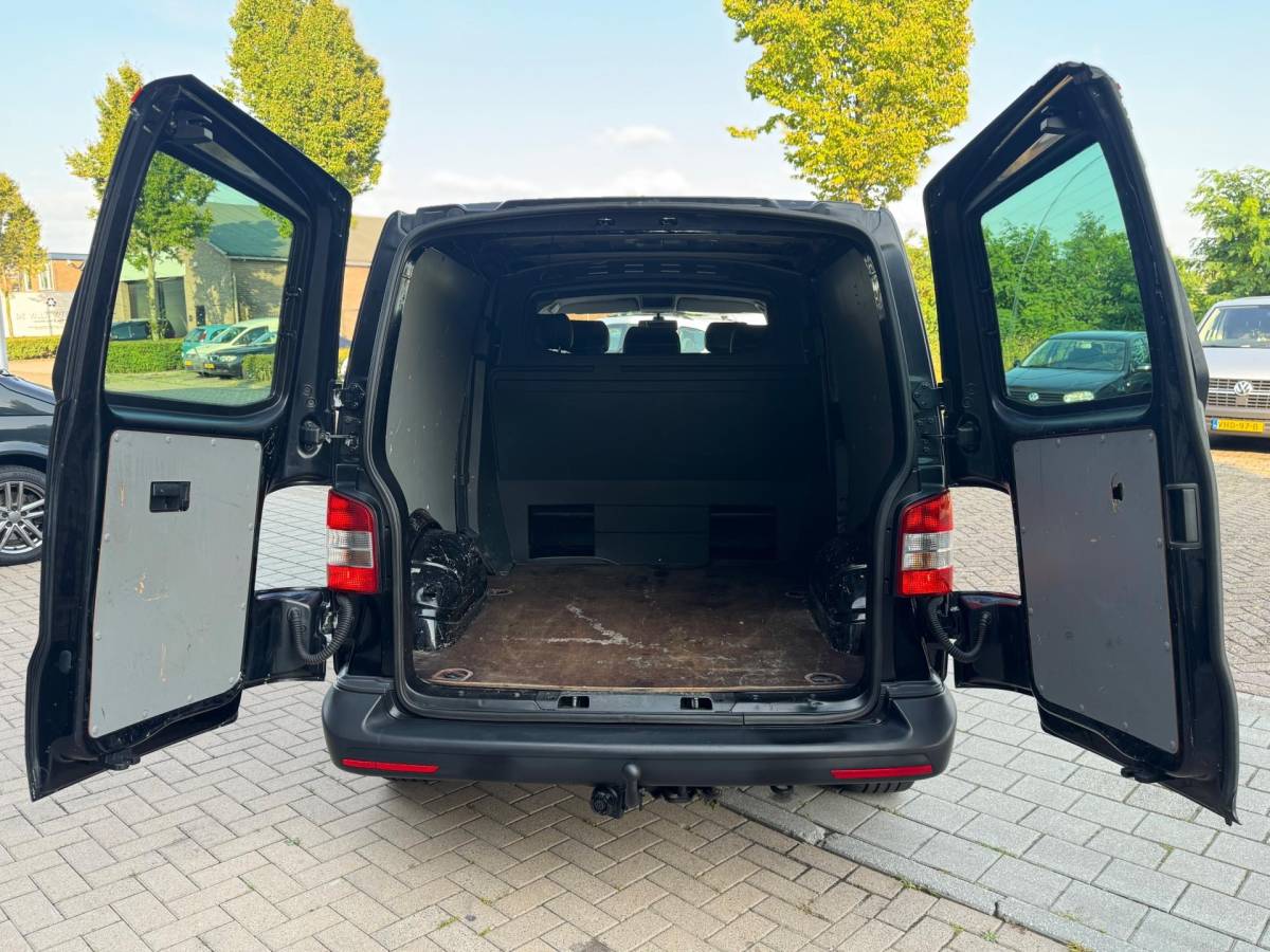Volkswagen Transporter Volkswagen Transporter 2.0 TDI L2H1 DC Comfortline Automaat Dubbele Cabine Leer Exenon Airco Navi Cruise Elk.Ramen