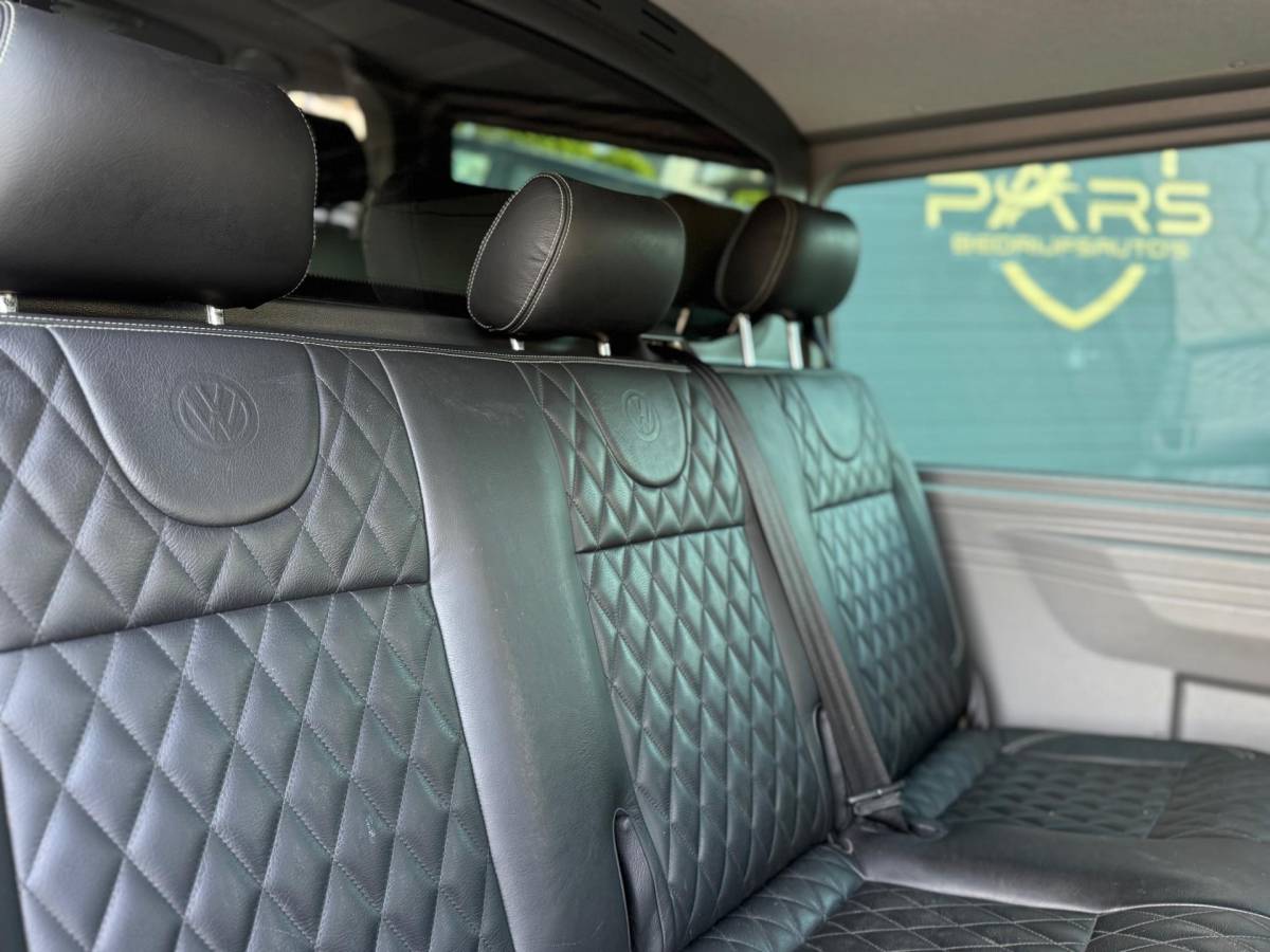 Volkswagen Transporter Volkswagen Transporter 2.0 TDI L2H1 DC Comfortline Automaat Dubbele Cabine Leer Exenon Airco Navi Cruise Elk.Ramen