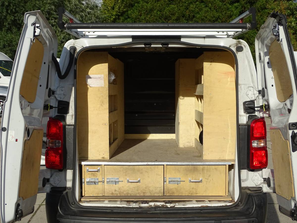 Opel Vivaro Opel Vivaro 2.0 CDTI L2H1 Automaat