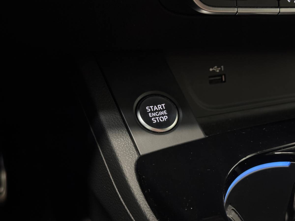 Audi A4 Audi A4 Avant 40 TFSI S edition Competition |Led|Carplay|Stoelverwarming|Clima|Keyless|Leder|
