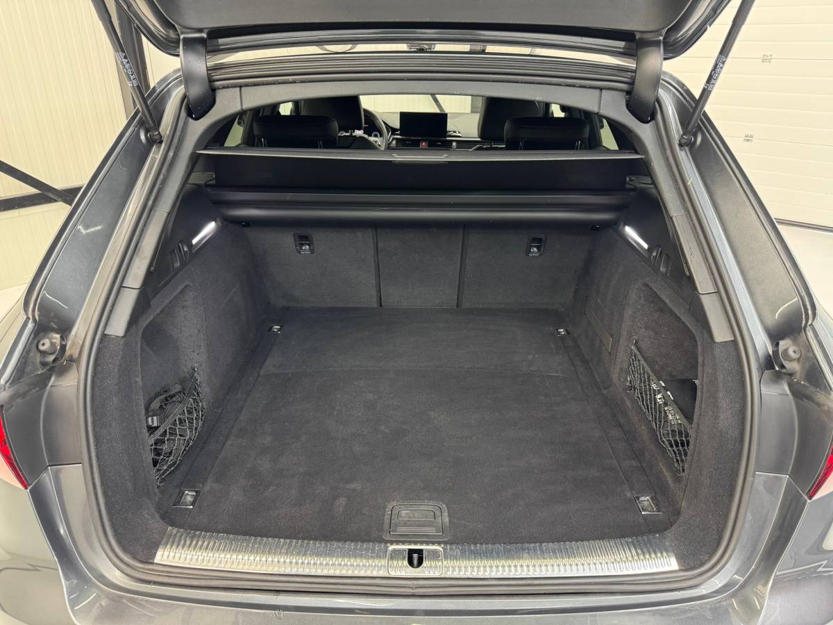 Audi A4 Audi A4 Avant 40 TFSI S edition Competition |Led|Carplay|Stoelverwarming|Clima|Keyless|Leder|