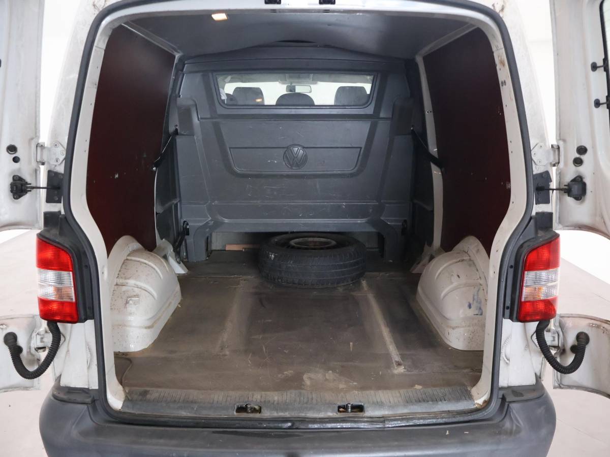 Volkswagen Transporter Volkswagen Transporter 2.0 TDI 140 PK L2H1 5-PERS DUBBEL CABINE + TREKHAAK | CRUISE CONTROL | AIRCO