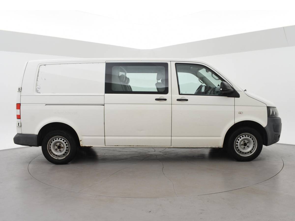 Volkswagen Transporter Volkswagen Transporter 2.0 TDI 140 PK L2H1 5-PERS DUBBEL CABINE + TREKHAAK | CRUISE CONTROL | AIRCO