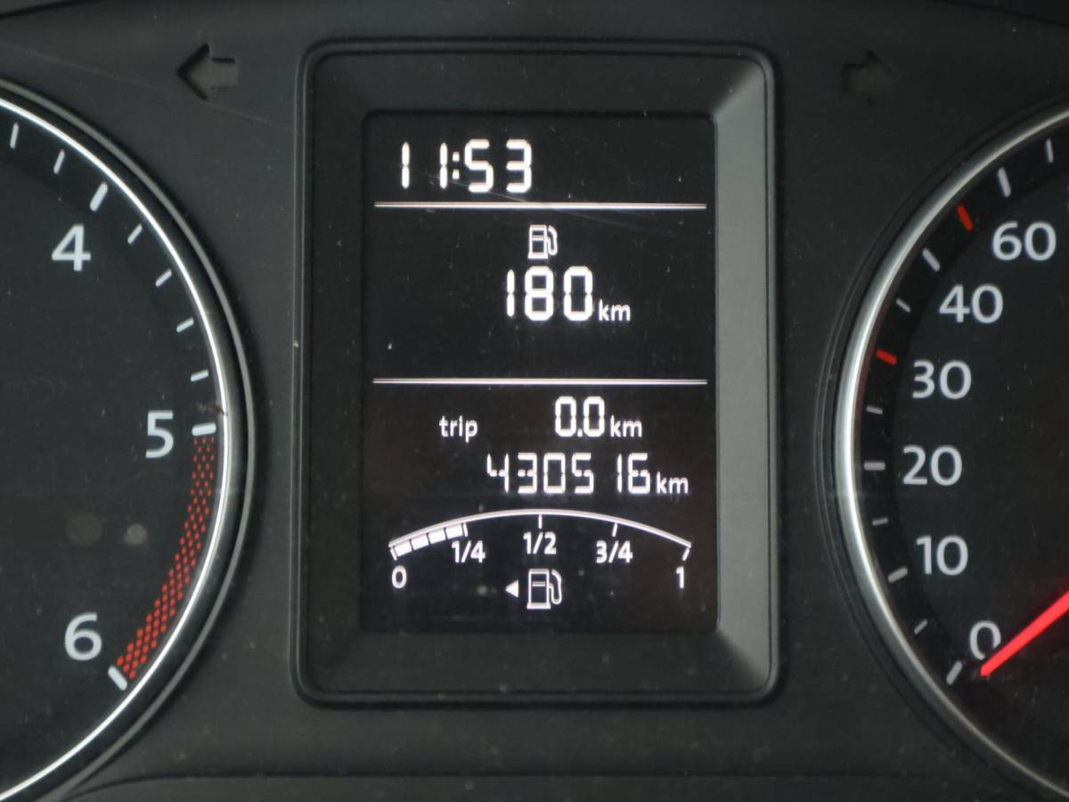 Volkswagen Transporter Volkswagen Transporter 2.0 TDI 140 PK L2H1 5-PERS DUBBEL CABINE + TREKHAAK | CRUISE CONTROL | AIRCO