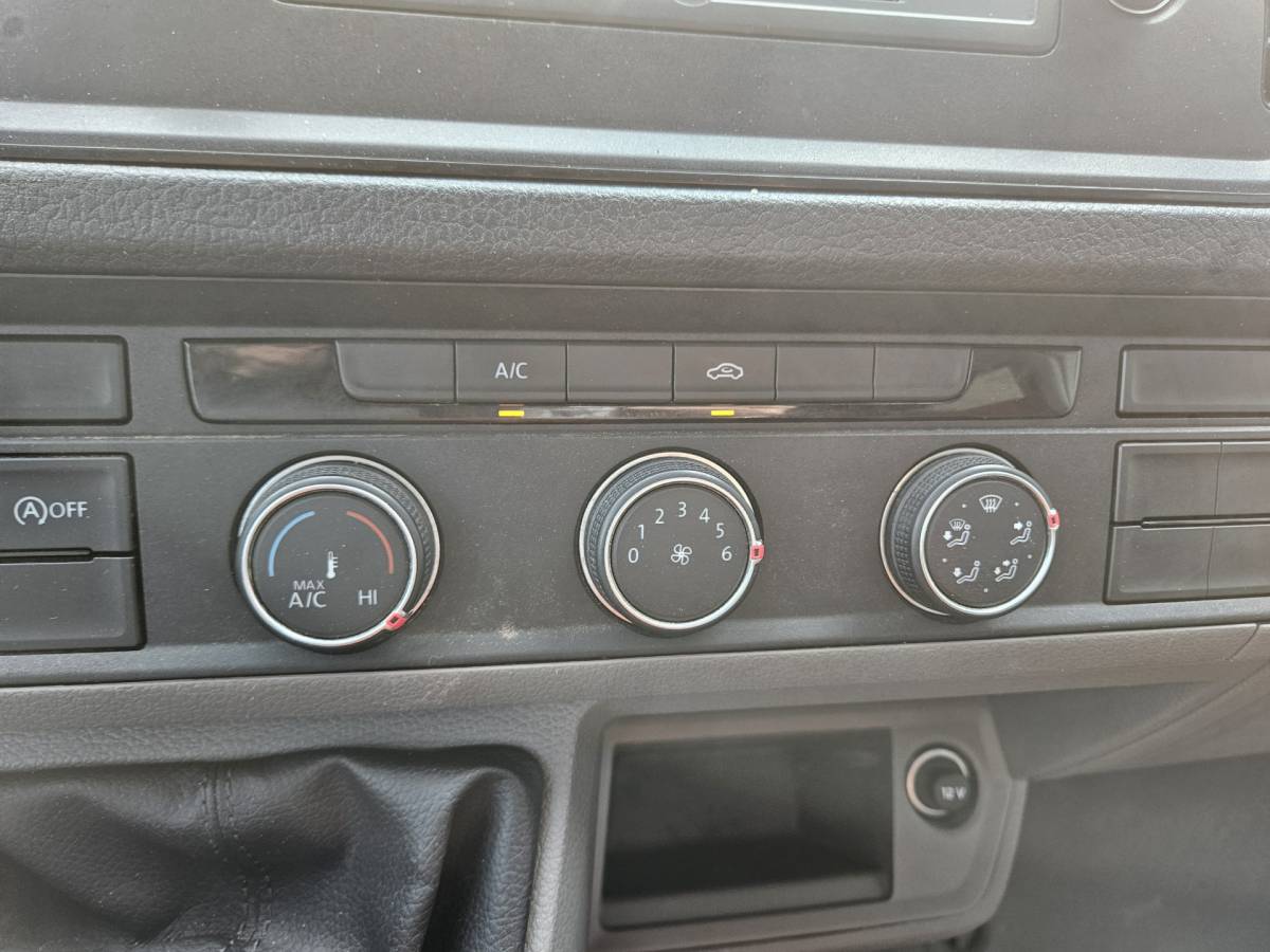 Volkswagen Crafter Volkswagen Crafter 35 2.0 TDI L4 DC Highline