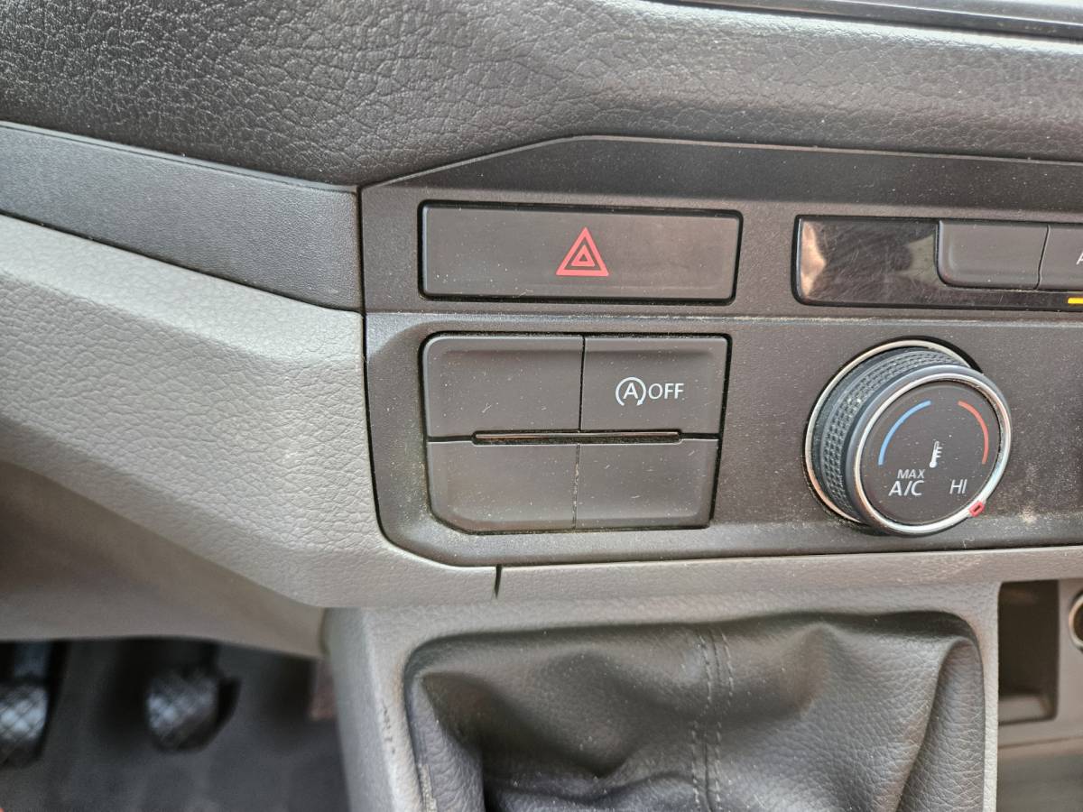 Volkswagen Crafter Volkswagen Crafter 35 2.0 TDI L4 DC Highline